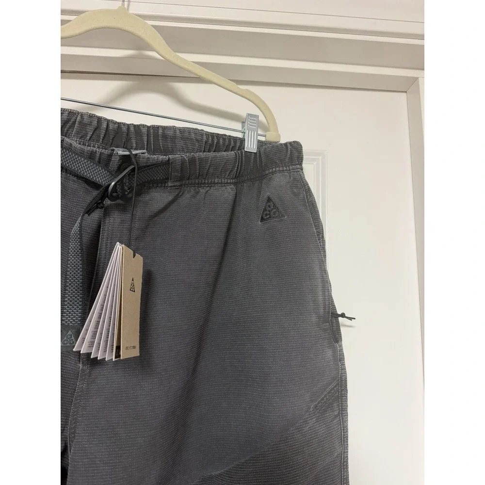 Nike ACG Trail Flyease trousers in gray, Women's Size XXL, NWT
